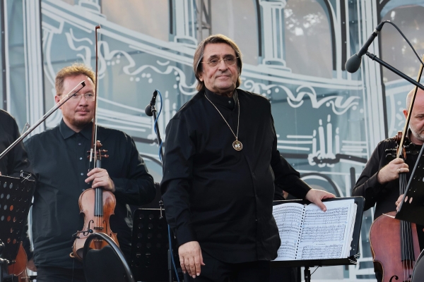 Юрий Башмет и Игорь Бутман подыграли в импровизацию