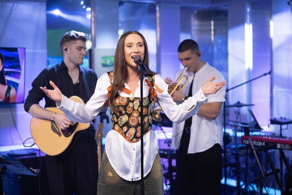 «Бабкина танцует под мои песни»: Mia Boyka рассказала про «Народный альбом»