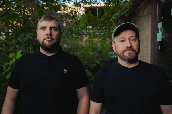 
				«Песни под две гитары», — интервью с рок-дуэтом kartamira			