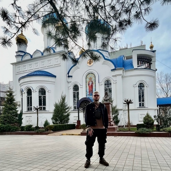 
				ONEDOLLAMAAXTOR aka Maaxtor Rex: «Рэп — это индустрия падших, но даже разбойник может изменить свой путь!»			