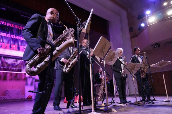 Cuban Sax Quintet удивил зрителей почти всем