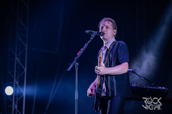 Franz Ferdinand вернулся к игривому регтайму в «Night Or Day»