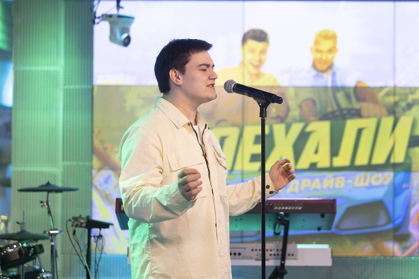 Александр Круг рассказал о грузе ответственности из-за славы отца и нападках хейтеров