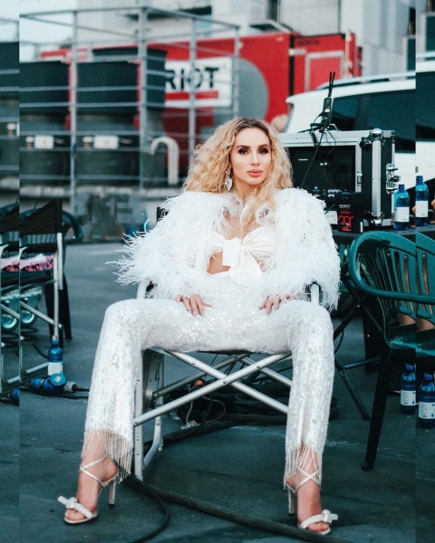 Loboda просит бойфренда назвать его «Имя»