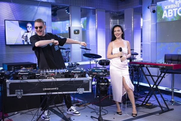 Супергерои Серябкина и DJ Smash рассказали о своем дуэте