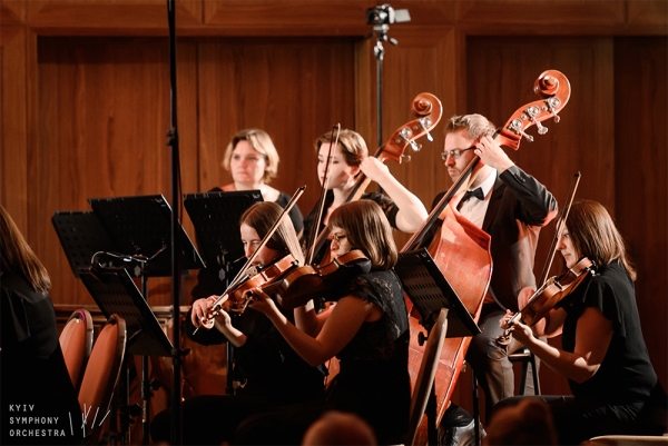 Найромантичніша музика для закоханих: Kyiv Symphony Orchestra зіграє "Ромео і Джульєтту" Найромантичніша музика для закоханих: Kyiv Symphony Orchestra зіграє "Ромео і Джульєтту"