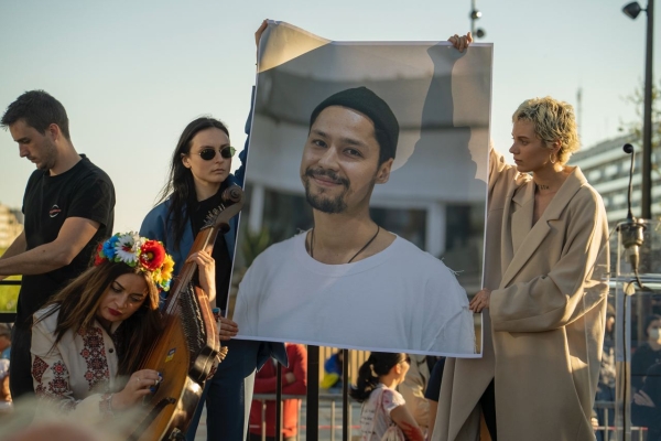 Як пройшов виступ Даші Суворової на мітингу в Парижі Як пройшов виступ Даші Суворової на мітингу в Парижі