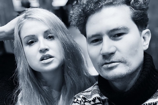 Дуэт Agent Moon представляет мини-альбом Temple Of The Sun
Дуэт Agent Moon представляет мини-альбом Temple Of The Sun