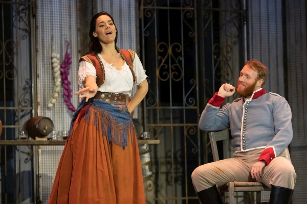 Премьера новой «Кармен» в лондонском Opera Holland Park Премьера новой «Кармен» в лондонском Opera Holland Park