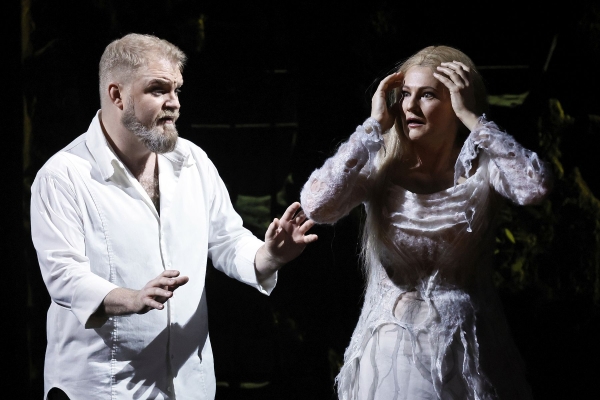 Новый «Лоэнгрин» на сцене Большого театра Новый «Лоэнгрин» на сцене Большого театра